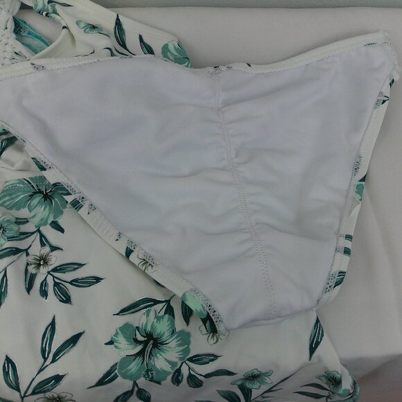 Ann Cole Tankini Racerback Macrame Set - Picture 11 of 12